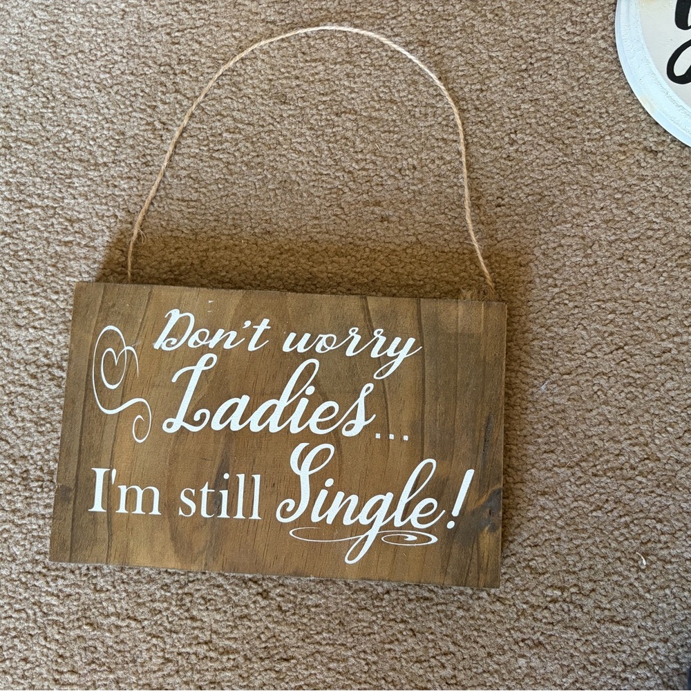 Neutral Wedding Decor Set - Picture 7 of 11